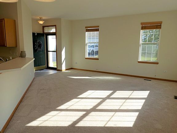 5th image of 16340 Crescent Lake Dr #0