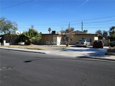 2113 S 17th St, Las Vegas, NV, 89104