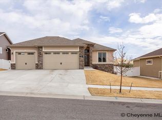 5801 Jade Blf, Cheyenne, WY 82009