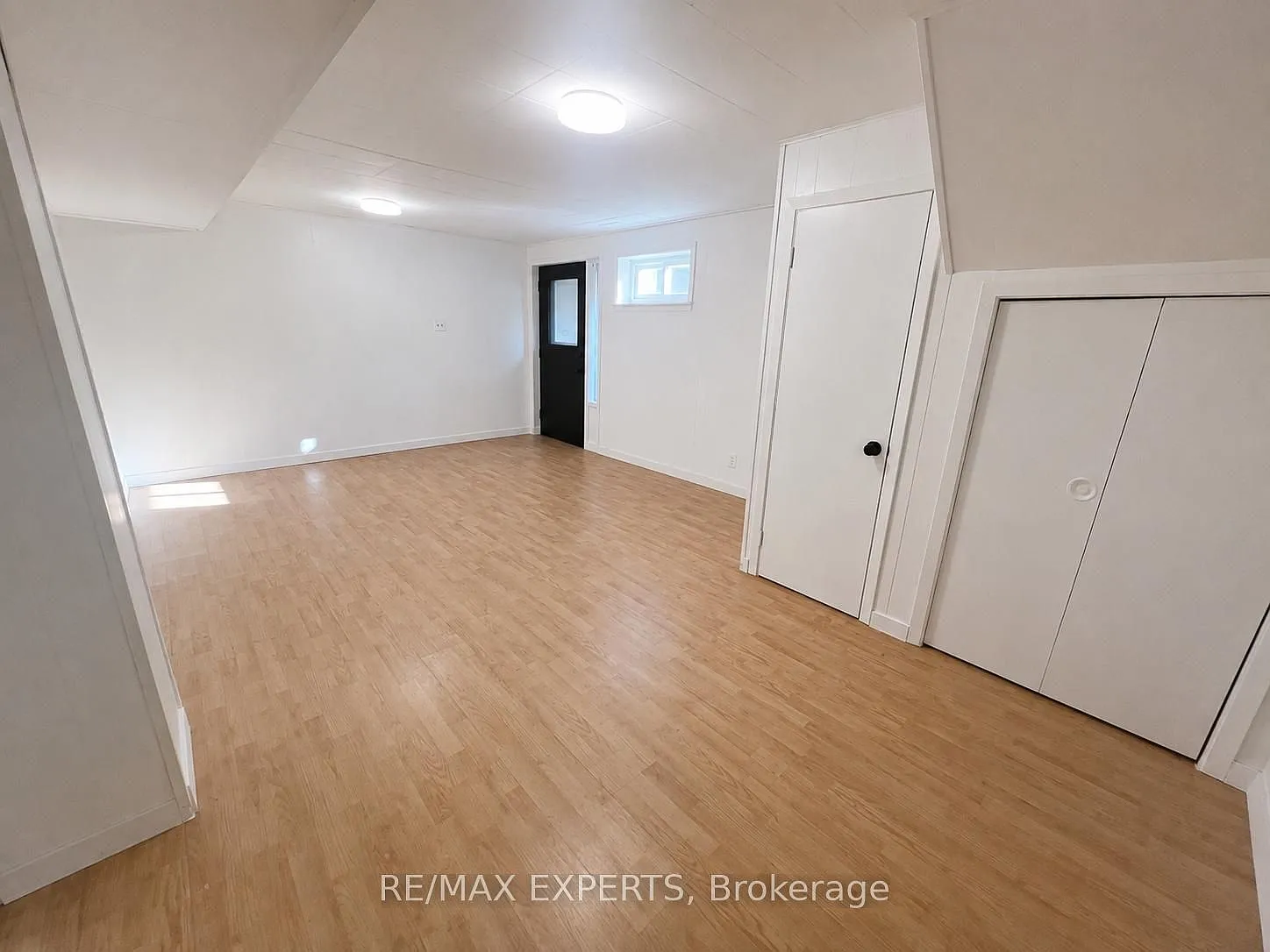 2 bed, $1,650 — Photo 4