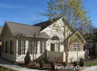 4299 Plantation Ridge Ln, Greensboro, NC 27409