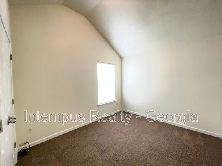 4389 Persian Ct — Photo 7