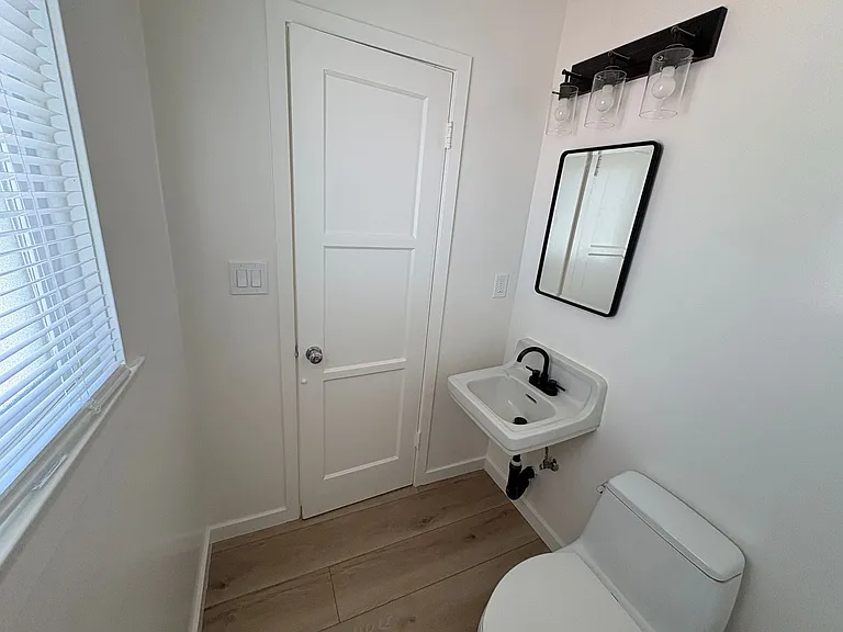 5351 E Ocean & 8/10 Santa Ana — Photo 15