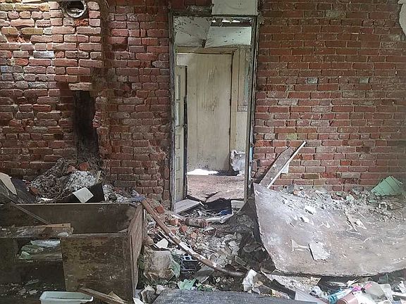3rd image of 1705 W Cliff Dr