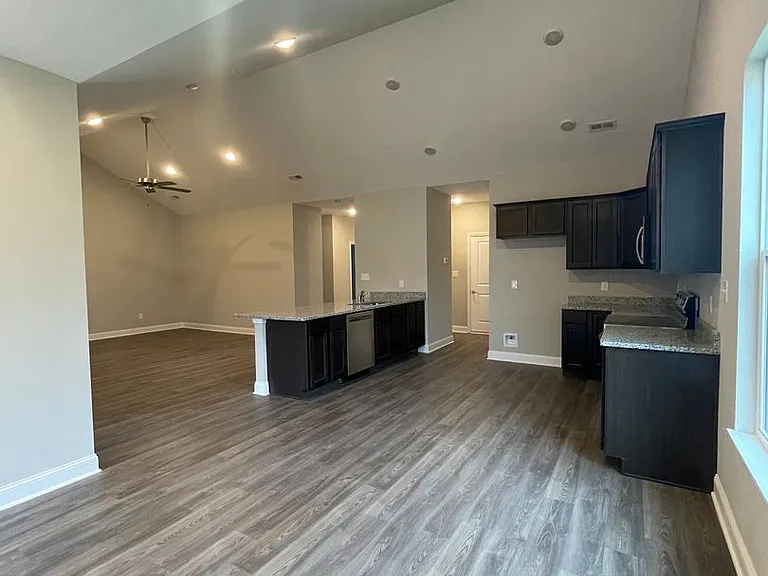 469 Creekside Way #HV140 — Photo 3