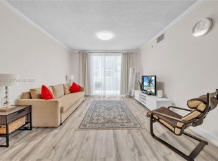 17145 N Bay Rd APT 4304, Sunny Isles Beach, FL 33160