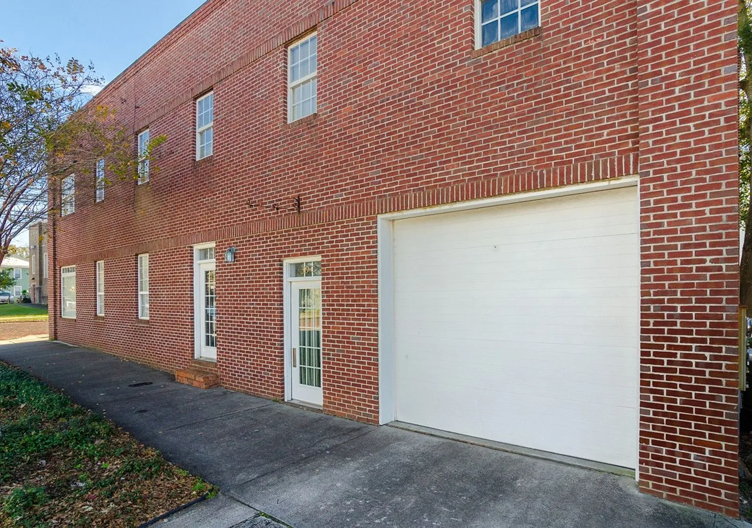 319-C North Fourth Street — Photo 1