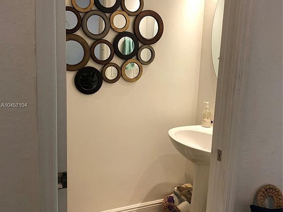 5th image of 5610 NW 114th Pl APT 107