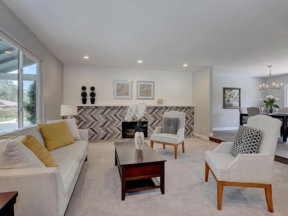 5th image of 244 Marchmont Dr