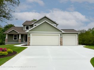 687 Hillside Dr, Corunna, MI