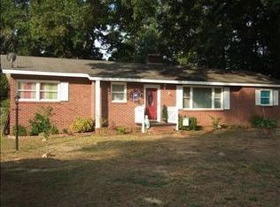 431 Dogwood Dr, Greenwood, SC 29646