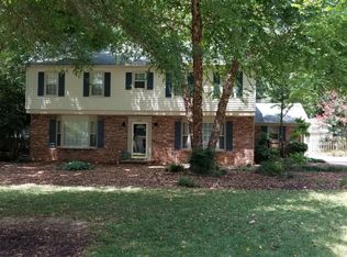 5227 Knollwood Rd, Raleigh, NC 27609