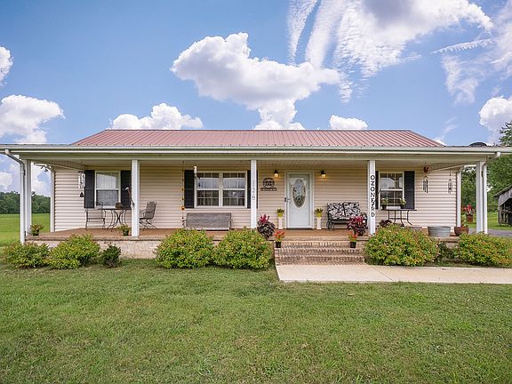 2nd image of 126 Ozone Rd