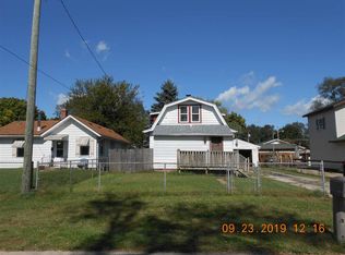 806 Sawyer Rd, Rockford, IL 61109