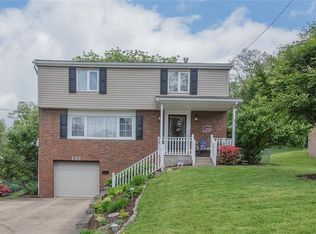 120 Nassau Dr, Pittsburgh, PA 15239