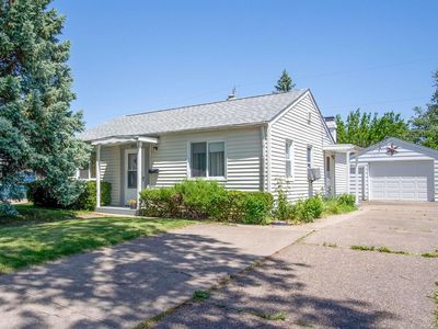 3833 10th Avenue Pl, Moline, IL, 61265