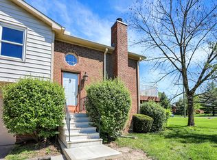 9281 Doubloon Rd, Indianapolis, IN 46268