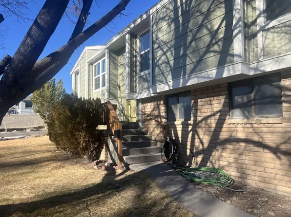 890 6th St, Elko, NV 89801