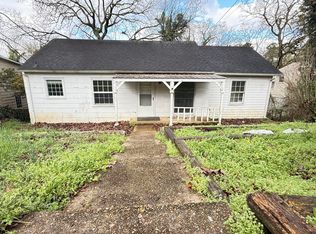 3800 Kingwood Cir, Chattanooga, TN 37412