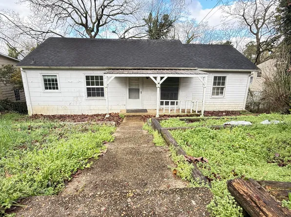 3800 Kingwood Cir, Chattanooga, TN 37412