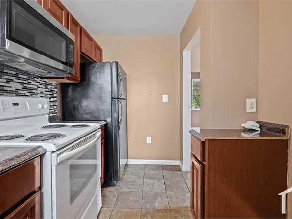 151 Denison St, Baltimore, MD 21229