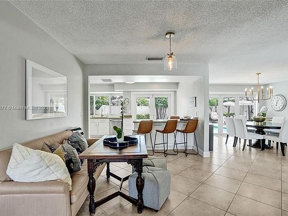 3rd image of 2080 NE 65th St
