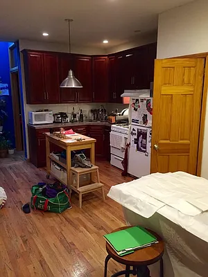 Rented by M & J Tenaglia Realty Corp | media 5