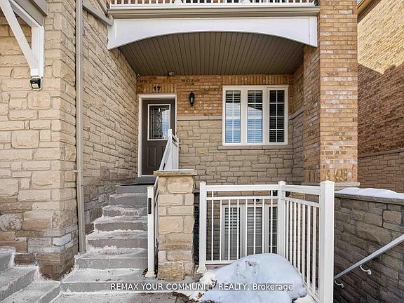 3rd image of 520 Silken Laumann Dr #17