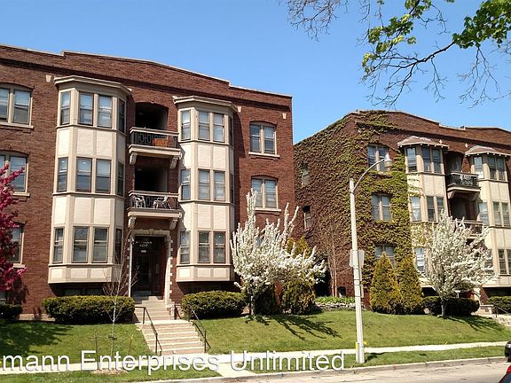 2nd image of 2310 E Bradford Ave APT 2