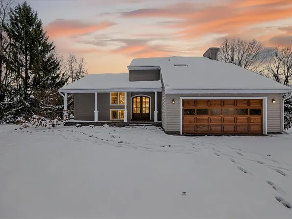 17490 G Dr N, Marshall, MI 49068