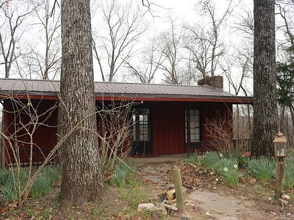 5th image of 826 Crooked Ridge Rd