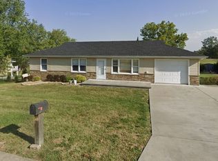 1003 Rose Ln, Washington, MO 63090