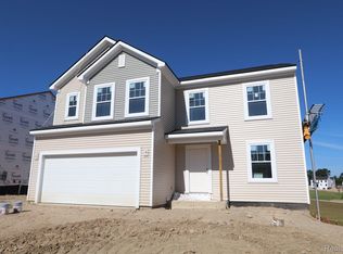 346 Sandhill Ct, White Lake, MI