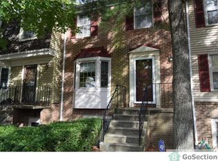 7 Tallow Ct, Windsor Mill, MD 21244