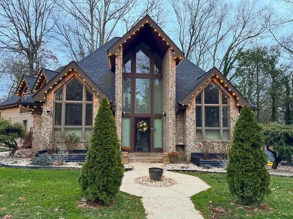 110 Mactaggart Dr, Beckley, WV 25801