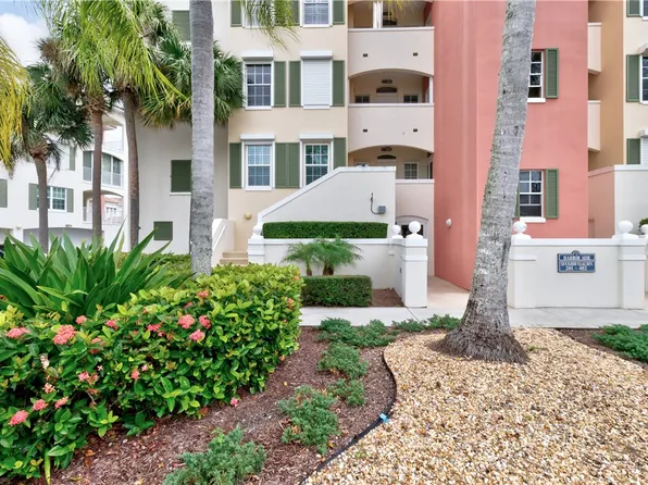 5320 W Harbor Village Dr APT 201, Vero Beach, FL 32967