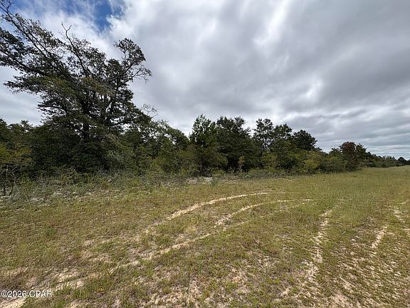 3rd image of 2 Deltona Blvd