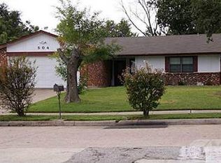 504 Via Avenida, Mesquite, TX 75150