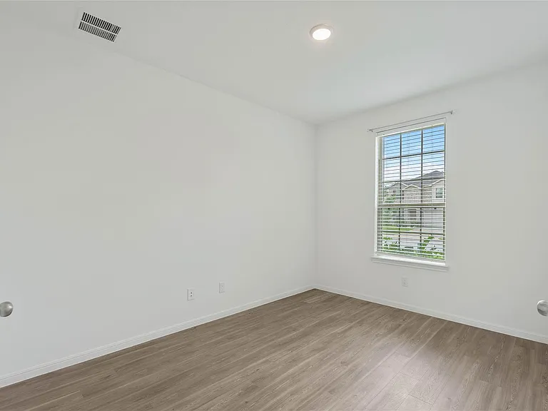 229 Seven Pines Dr — Photo 10