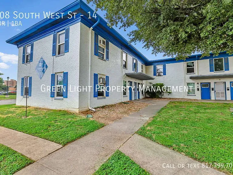 308 S West St #14 — Photo 5