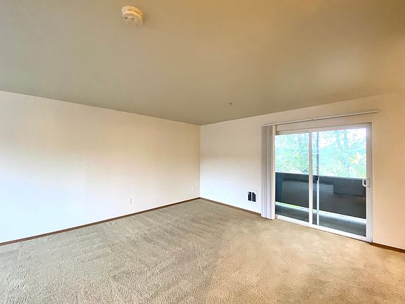 3rd image of 730 S Vassault St #1G