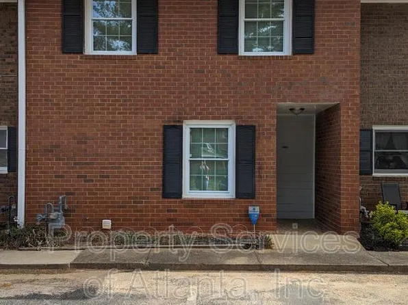 4512 Golf Vista Cir, Decatur, GA 30035