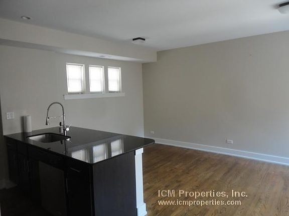 2nd image of 5056 N Winchester Ave #5060-3W