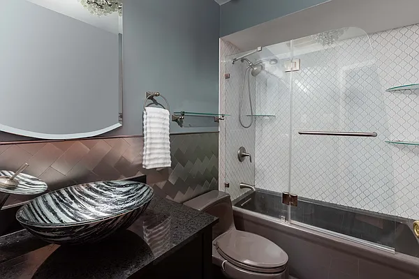 Sold by Corcoran | media 6