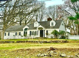 137 Old Stone Hill Rd, Pound Ridge, NY 10576