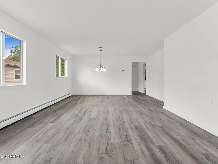 12 Montego St — Photo 6