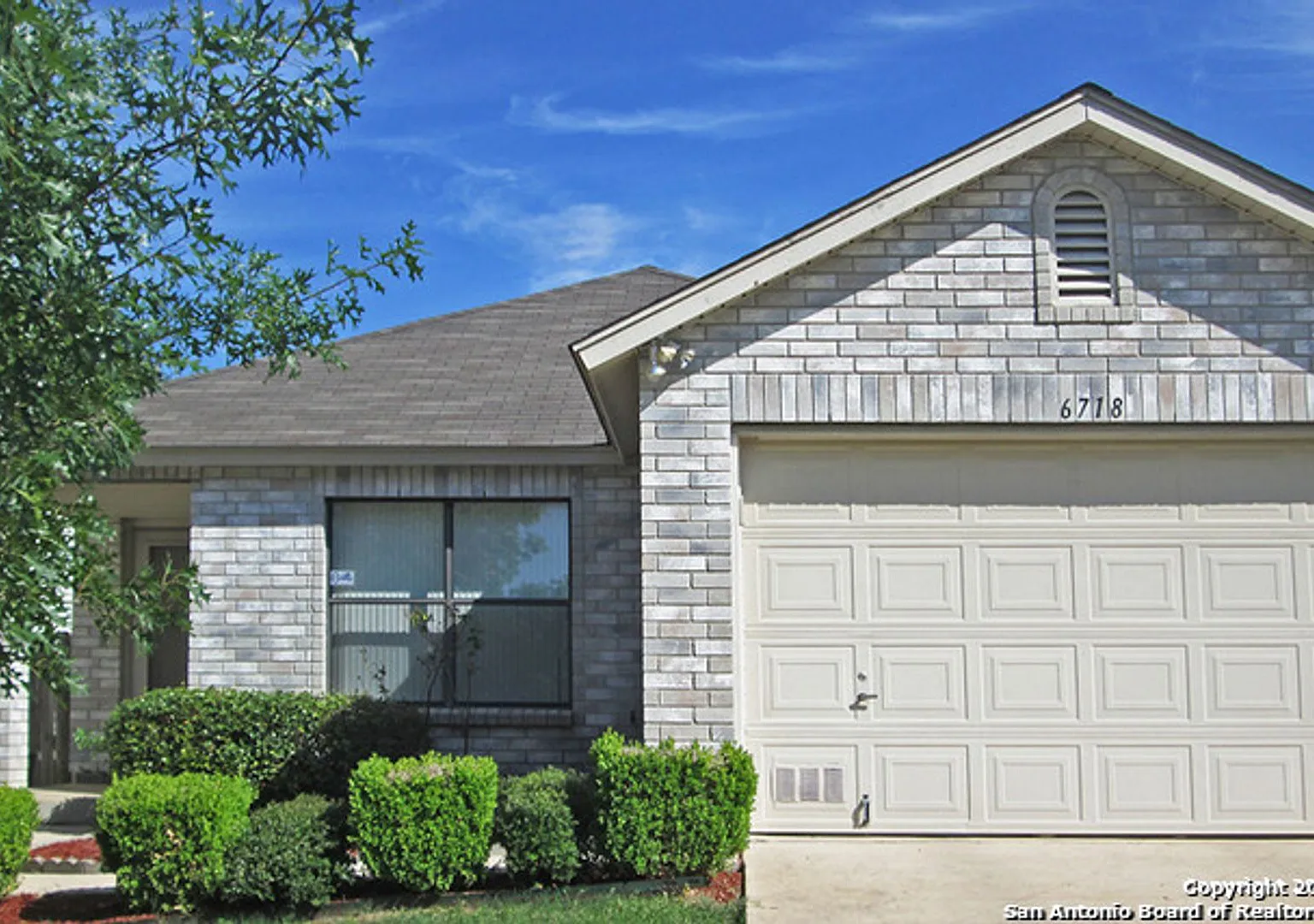 3 bedroom 2 bath Crestridge Subdivision — Photo 1