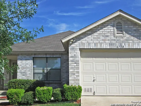 6718 Badger Pass Dr, San Antonio, TX 78239