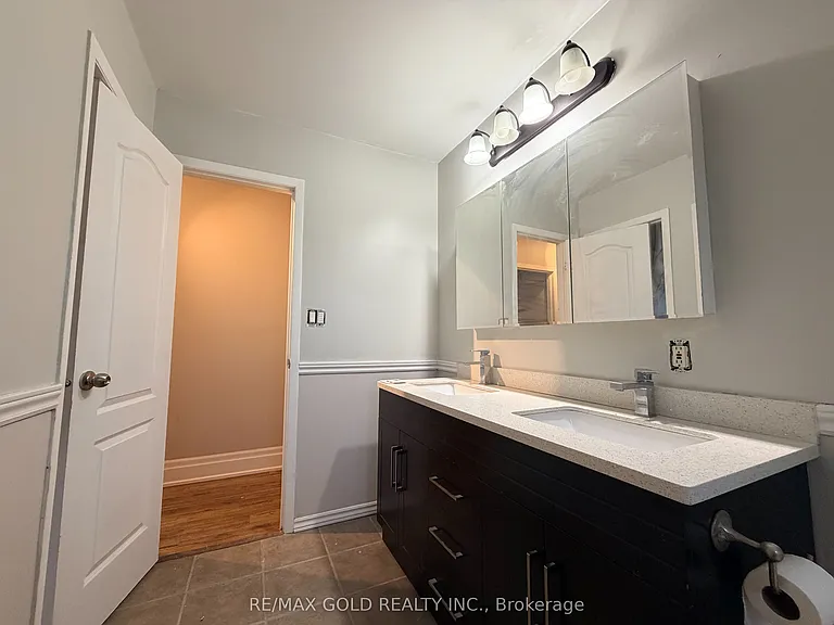 166 Harmony Rd S — Photo 26