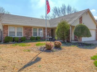 2627 S Gardenia Ave, Broken Arrow, OK 74012